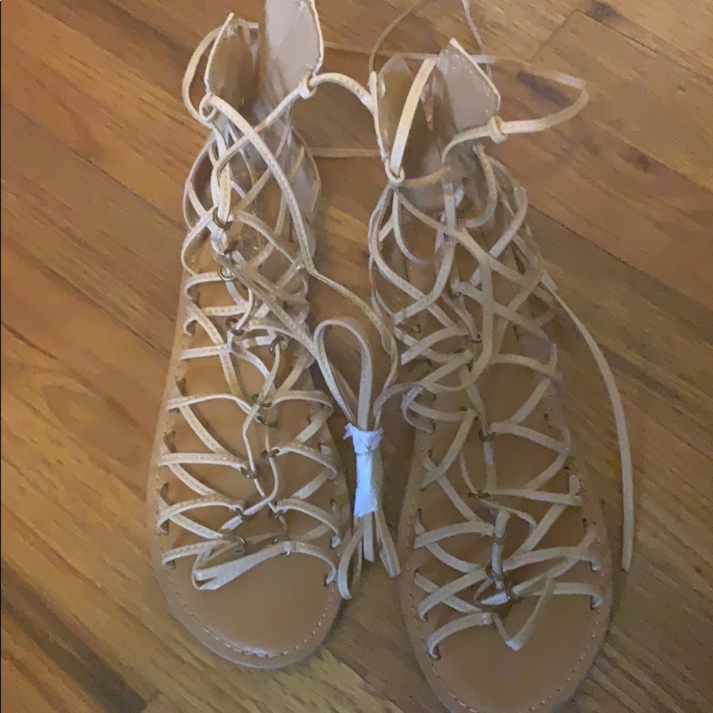 AEO SANDALS